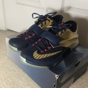 Nike KD 7 PRM Gold Medal